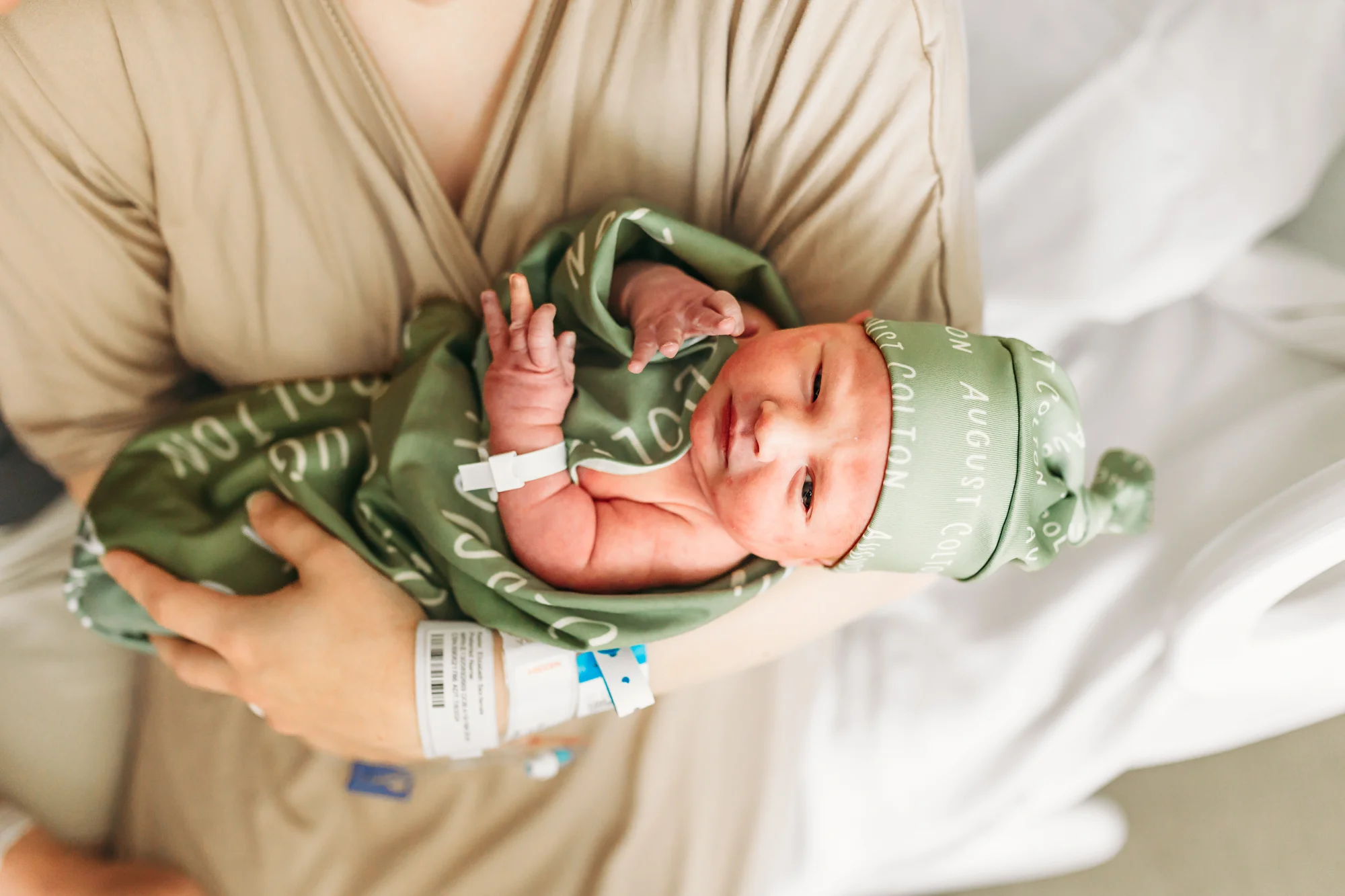 edmond newborn photographer what to pack in your hospital bag 7446