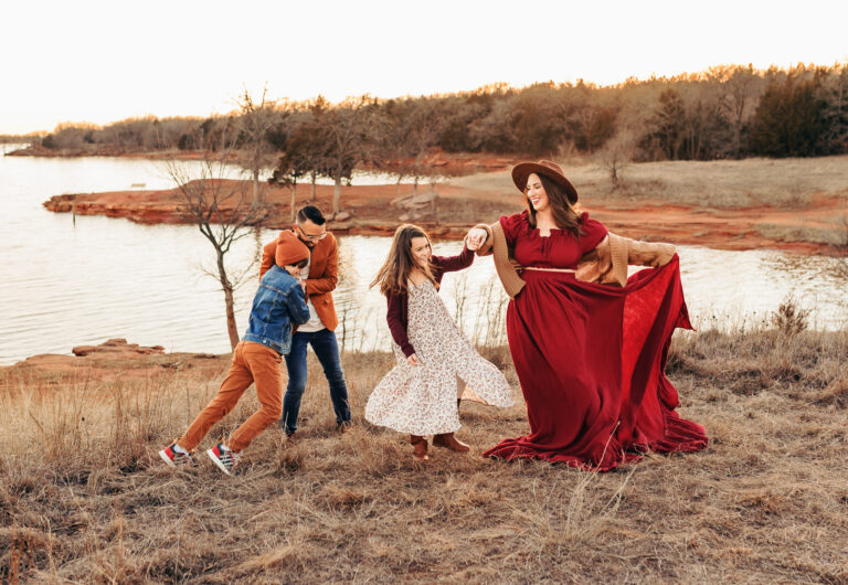 winter family photo session at lake arcadia 01 2023 1