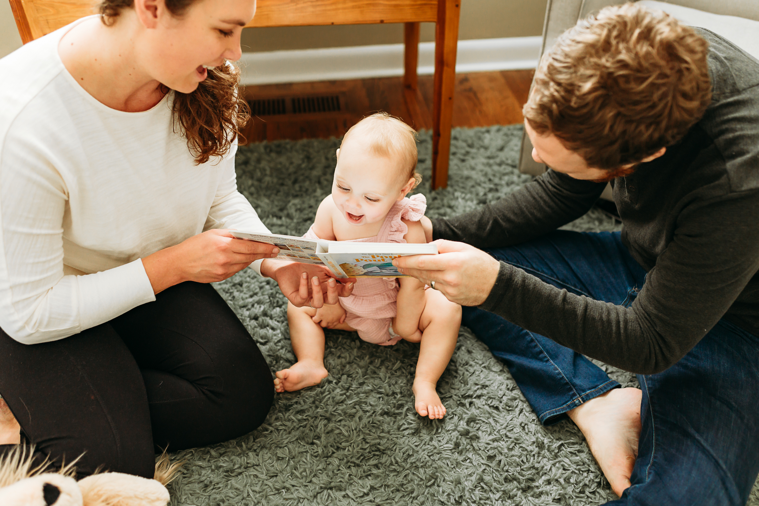 A family reads together.
