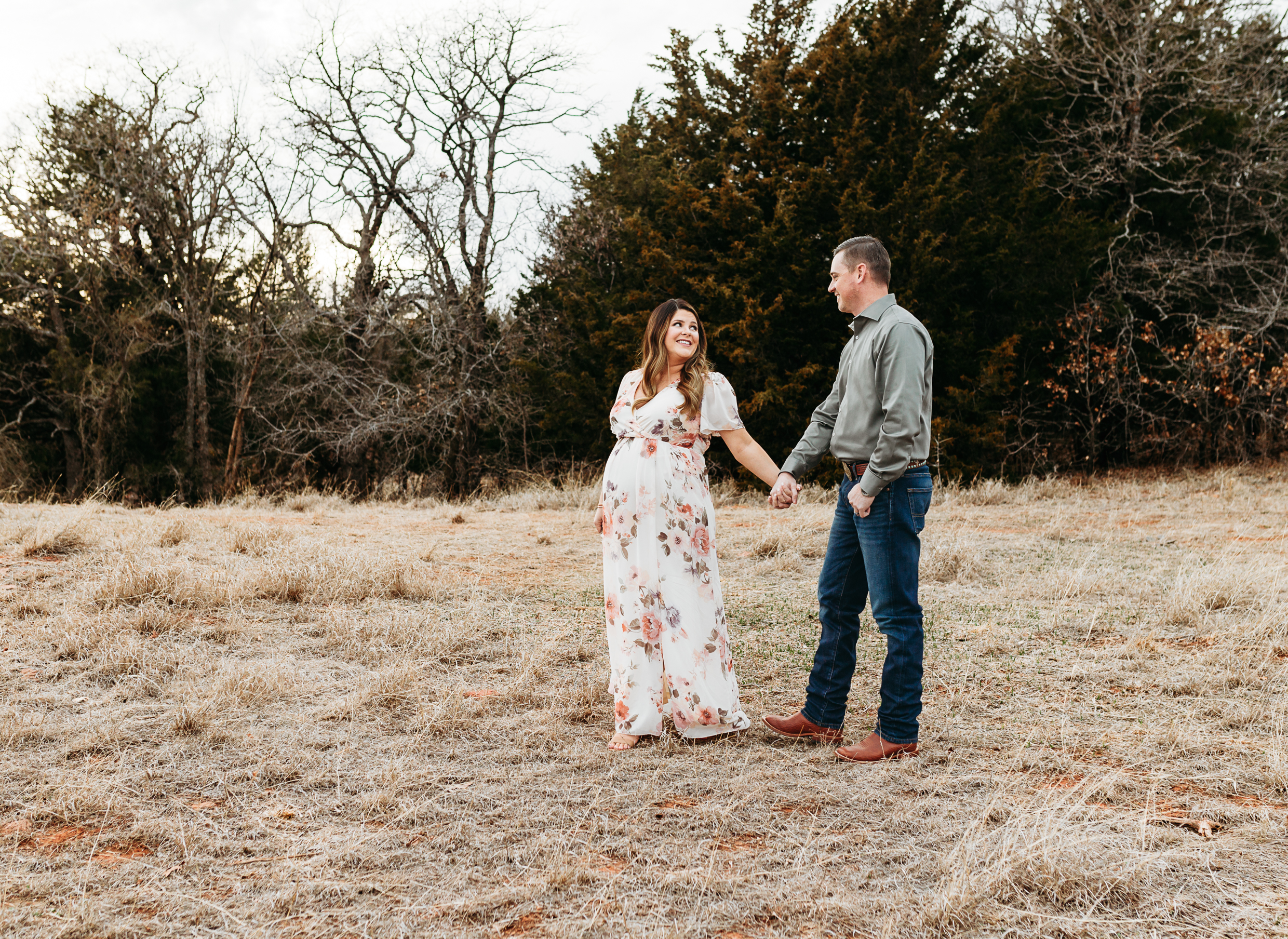expecting mama and husband at Lake Arcadia.